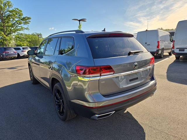 Used 2023 Volkswagen Atlas SE w/ Panoramic Sunroof Package FWD image 5