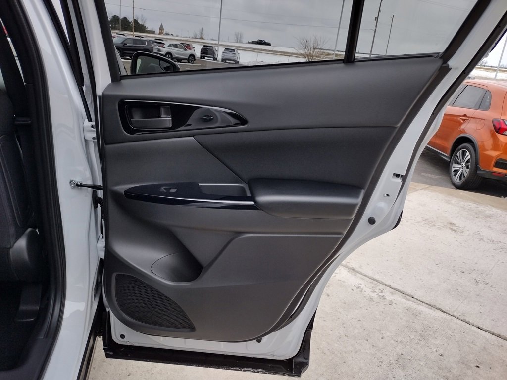 New 2026 Mitsubishi Eclipse Cross LE image 29