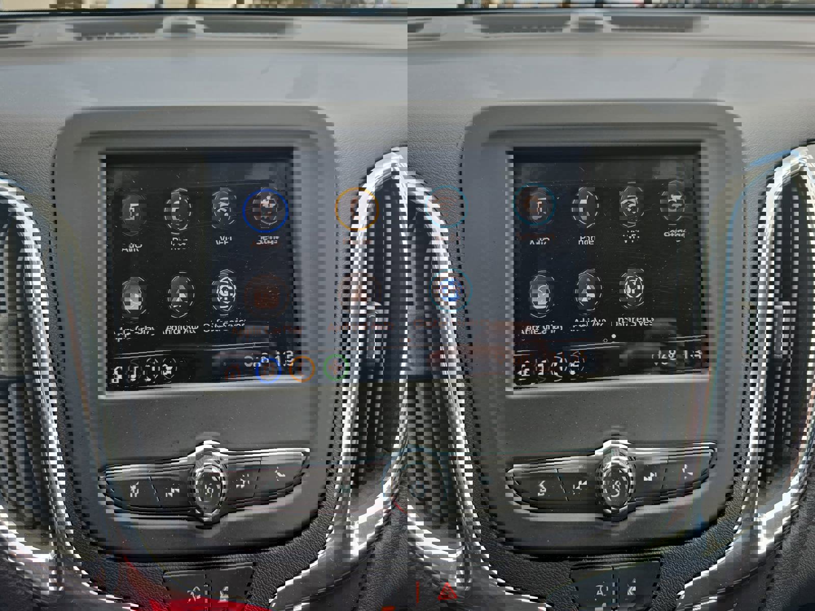 Used 2023 Chevrolet Equinox LT w/ LPO, Floor Liner Package image 23