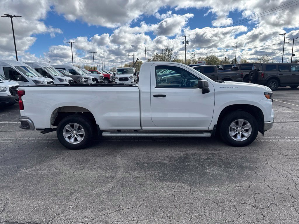 Used 2025 Chevrolet Silverado 1500 W/T RWD image 3
