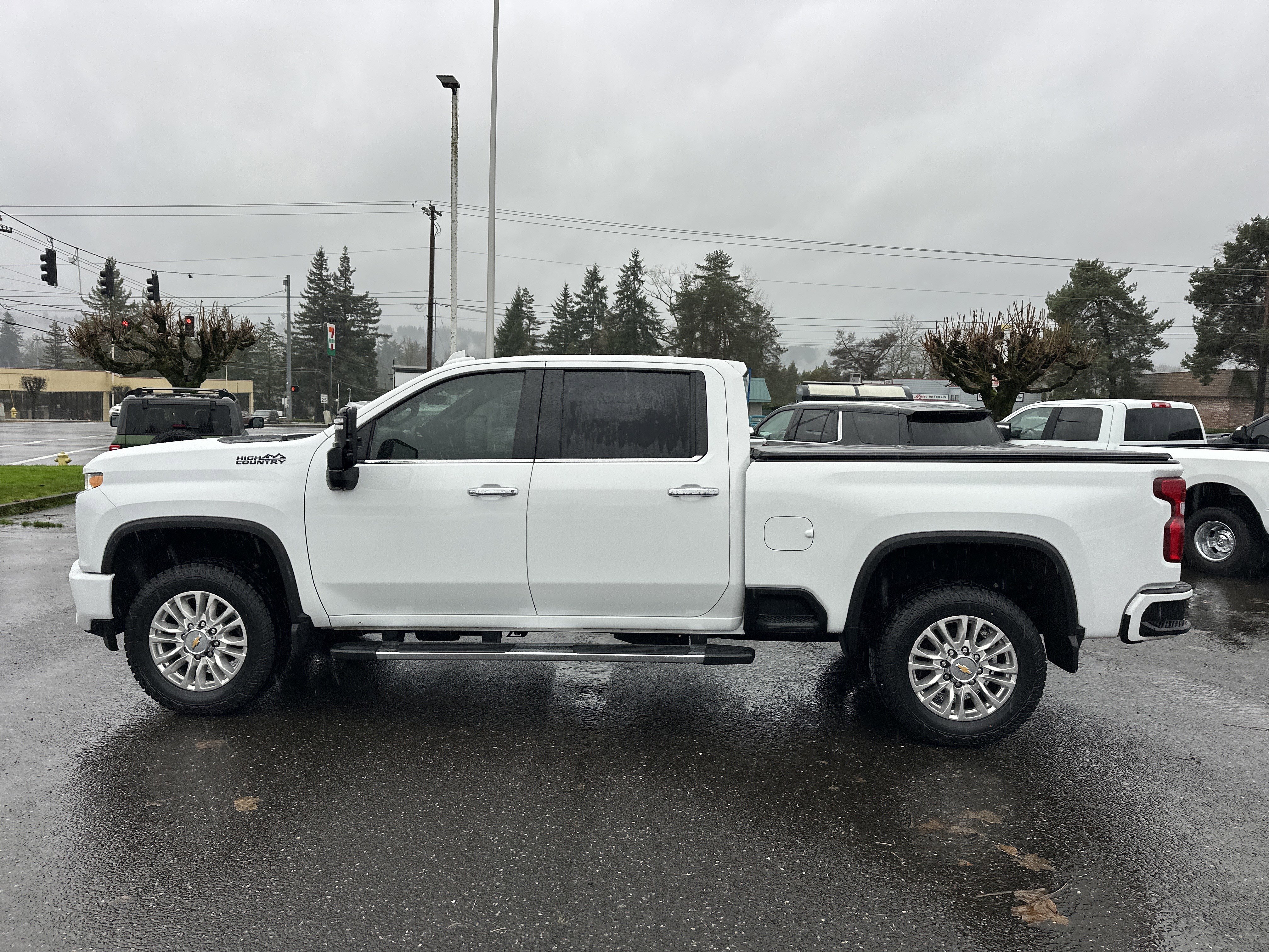 Used 2023 Chevrolet Silverado 3500 High Country w/ Z71 Off-Road Package image 2