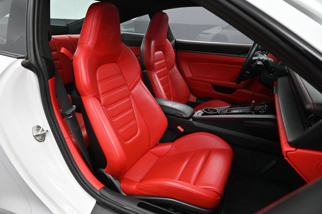 Certified 2024 Porsche 911 Carrera 4S AWD/4WD image 27