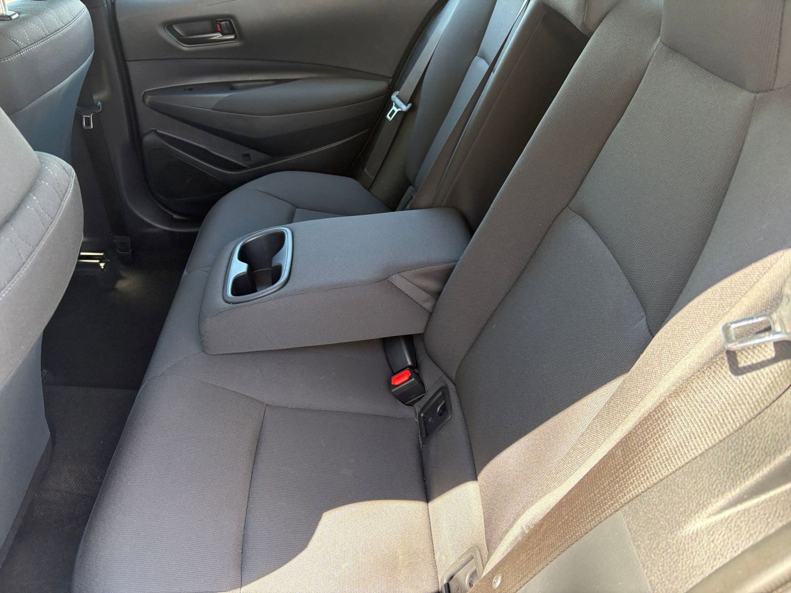 Used 2025 Toyota Corolla LE image 23