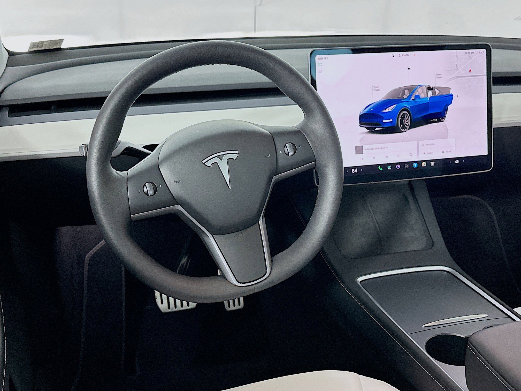 Used 2024 Tesla Model Y Performance image 17