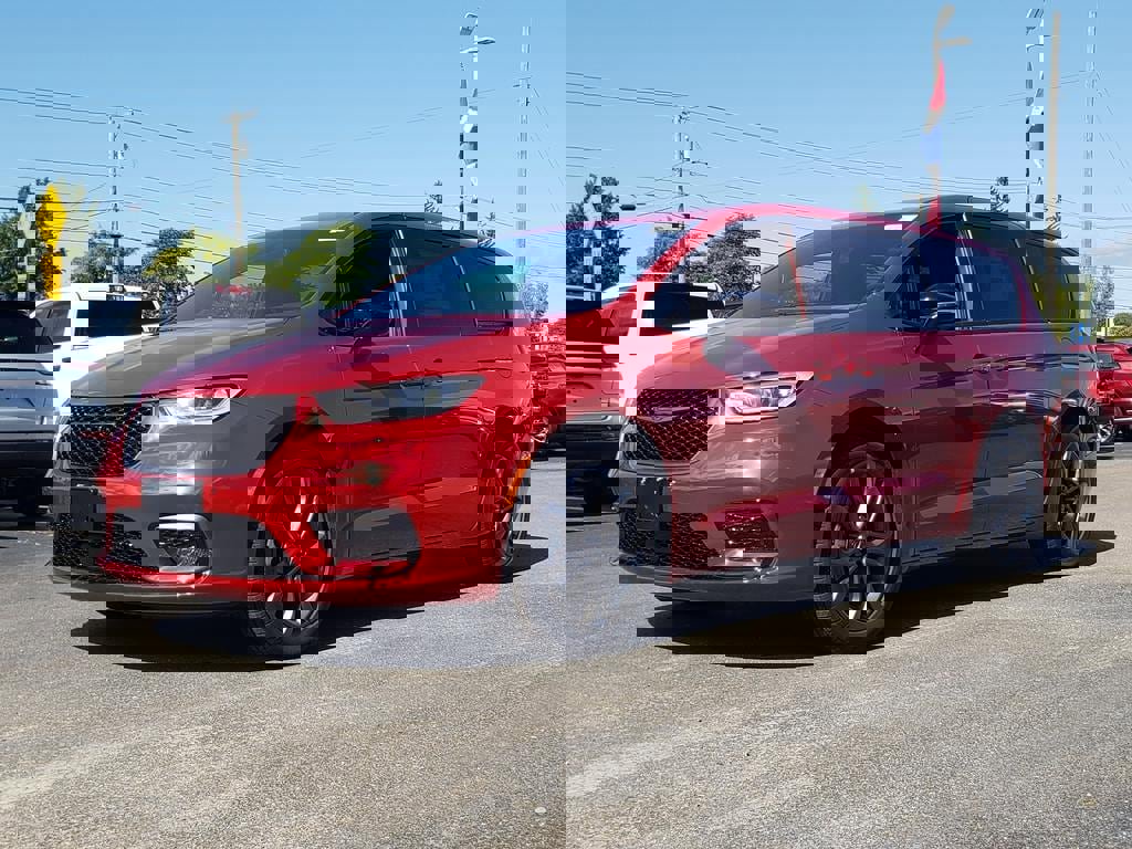 New 2026 Chrysler Pacifica Select image 3