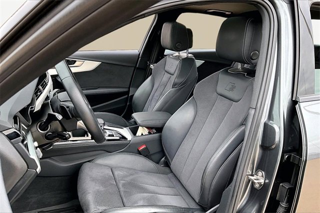 Used 2023 Audi A4 2.0T Prestige w/ Prestige Package image 27