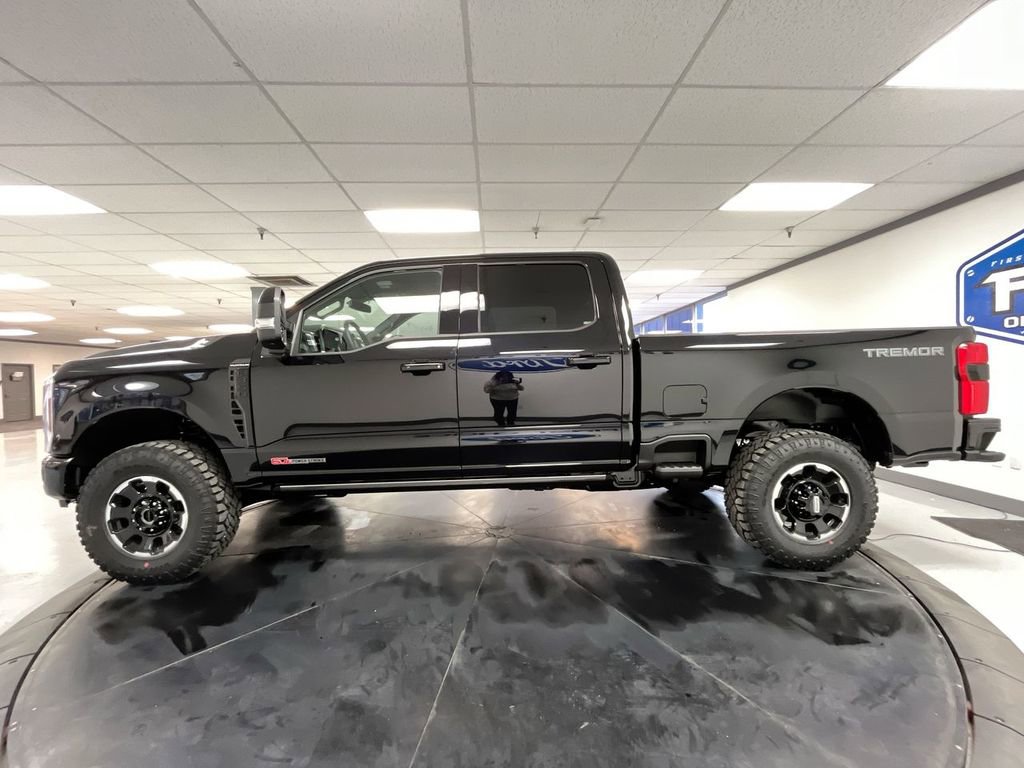 New 2026 Ford F350 Platinum w/ Tremor Off-Road Package AWD/4WD image 5