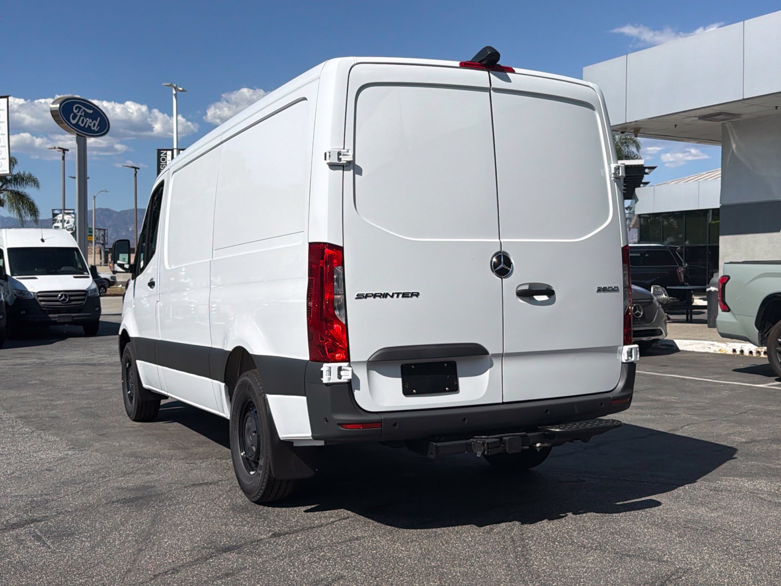 New 2026 Mercedes-Benz Sprinter 2500 image 8