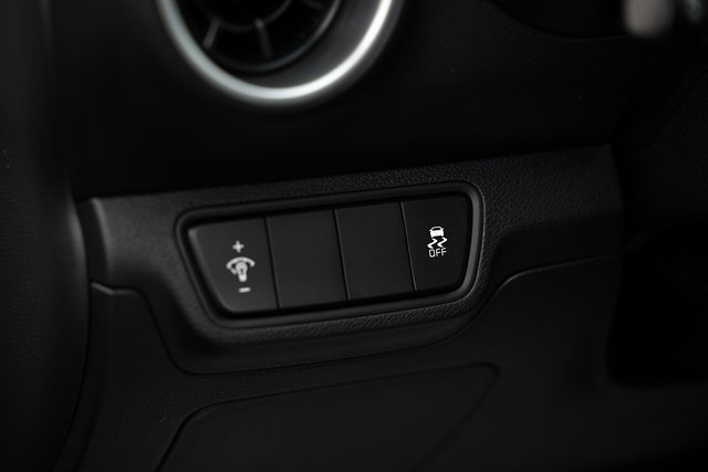 Used 2024 Kia Forte LXS image 19