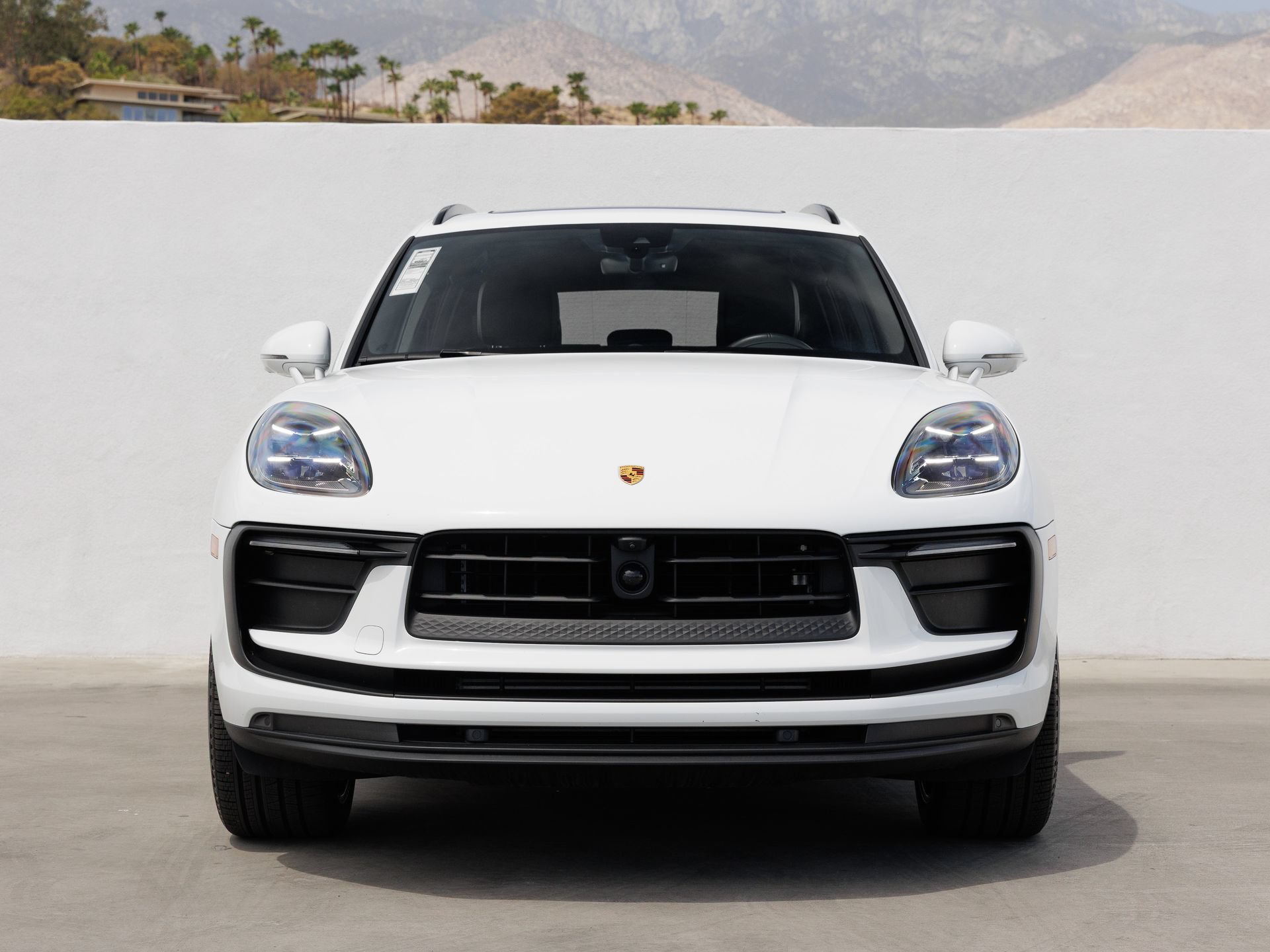 Certified 2026 Porsche Macan AWD/4WD image 10