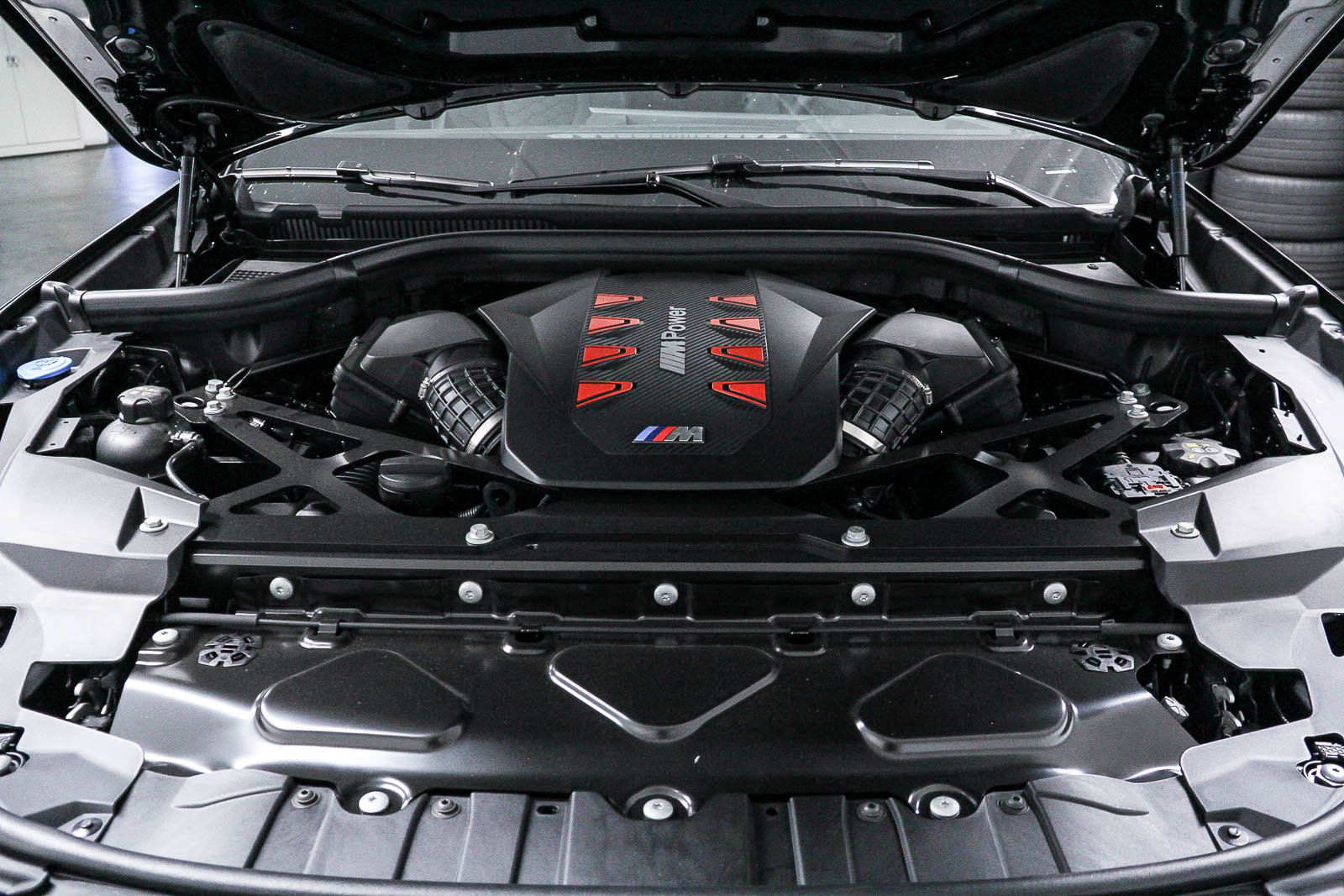 New 2026 BMW X5 M Competition w/ Executive Package AWD/4WD image 27