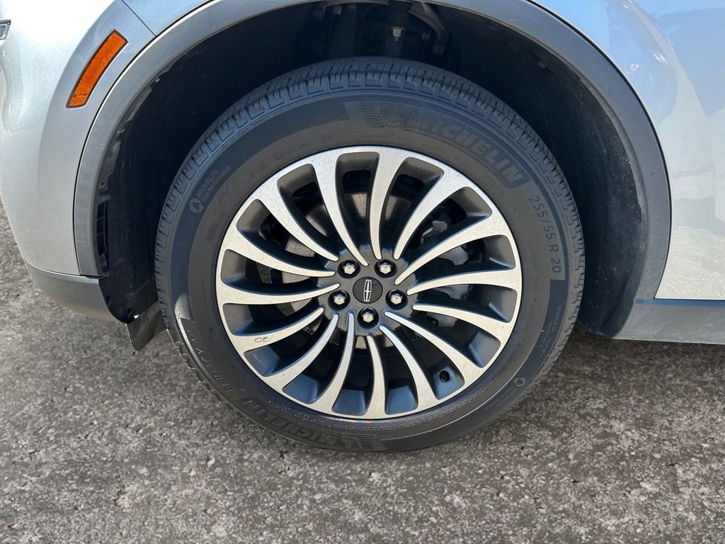 Used 2023 Lincoln Aviator Reserve image 8