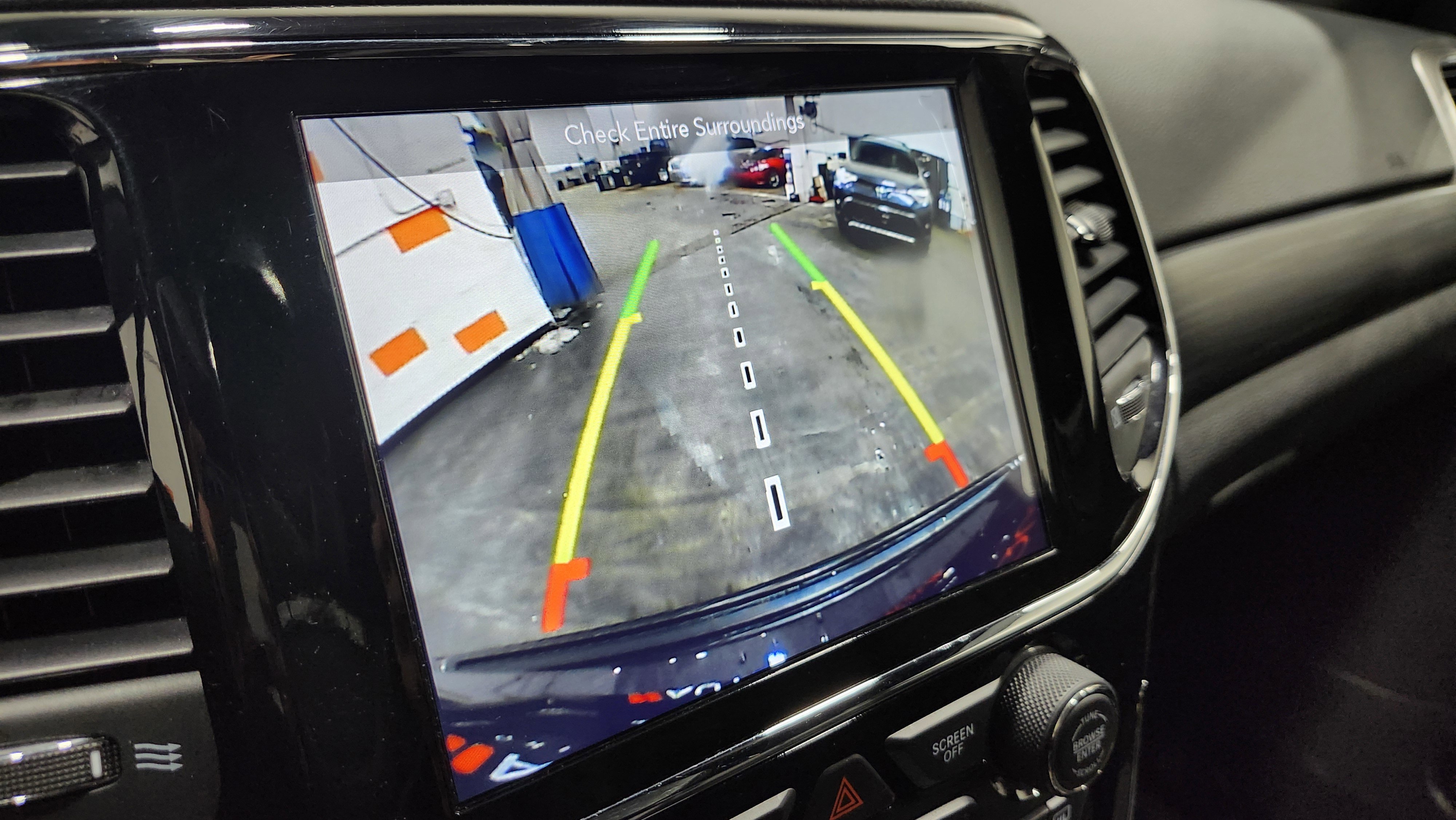 Used 2019 Jeep Grand Cherokee Altitude image 7