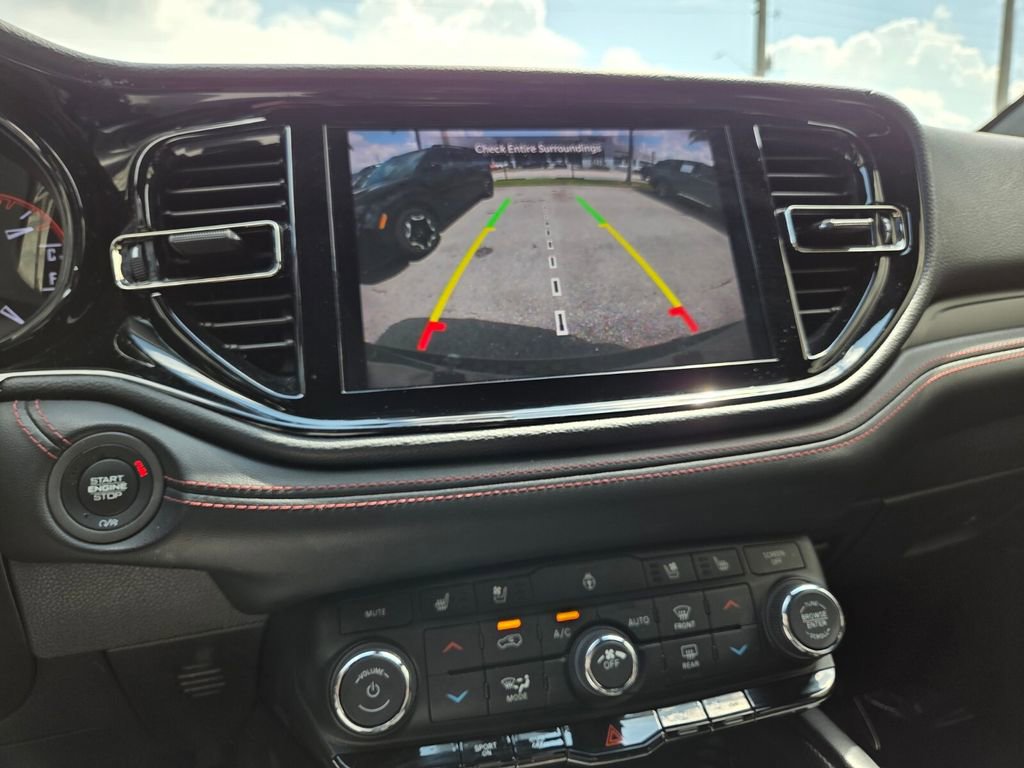 Used 2022 Dodge Durango R/T image 32