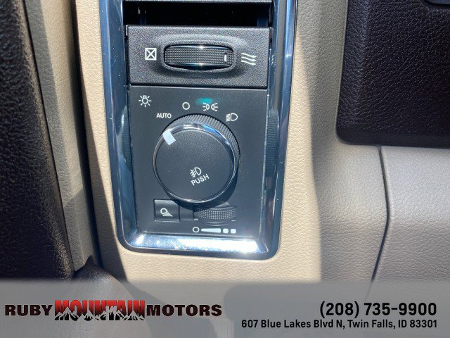 Used 2015 RAM 1500 Laramie w/ Convenience Group AWD/4WD image 16