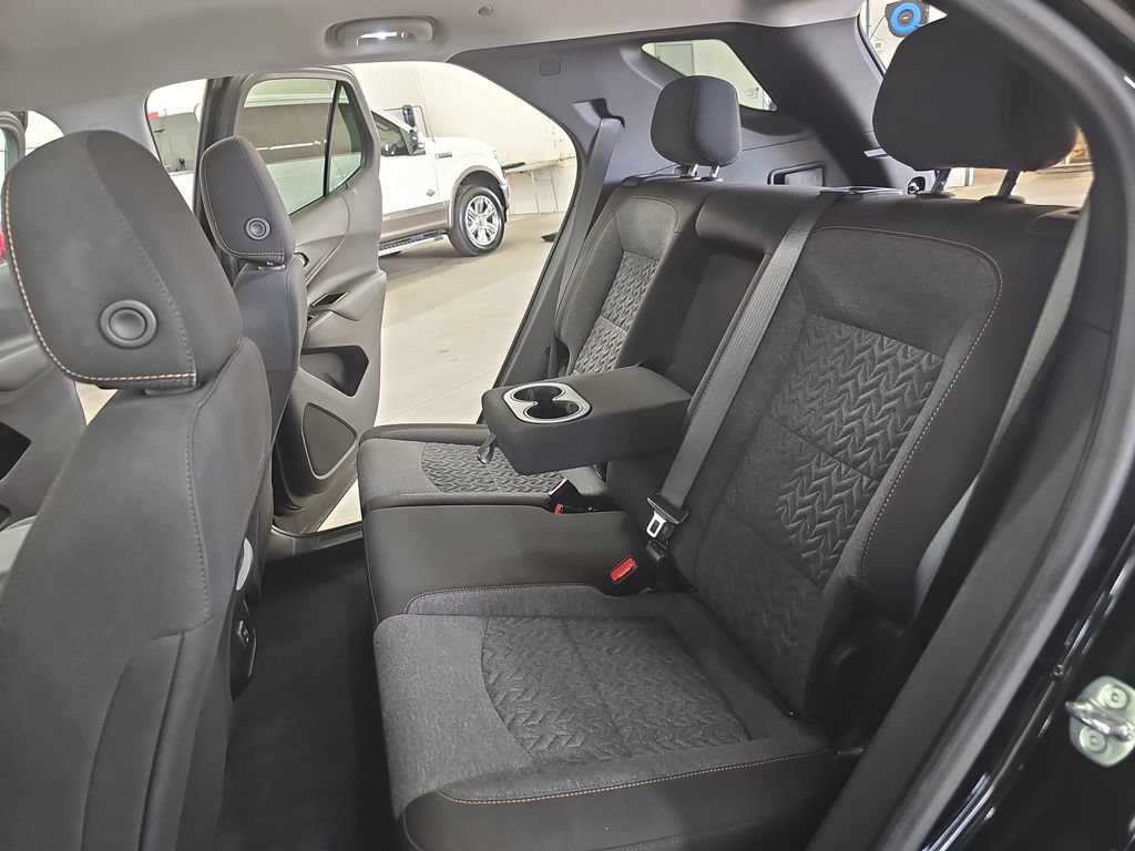 Used 2023 Chevrolet Equinox LT AWD/4WD image 14