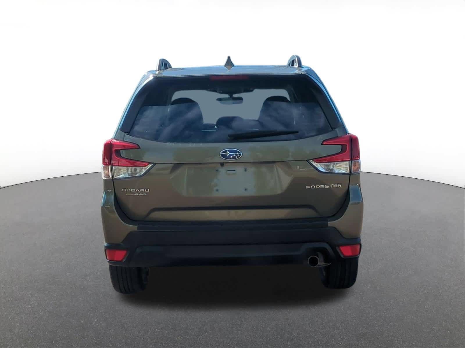 Used 2023 Subaru Forester Limited w/ Popular Package #2 AWD/4WD image 5
