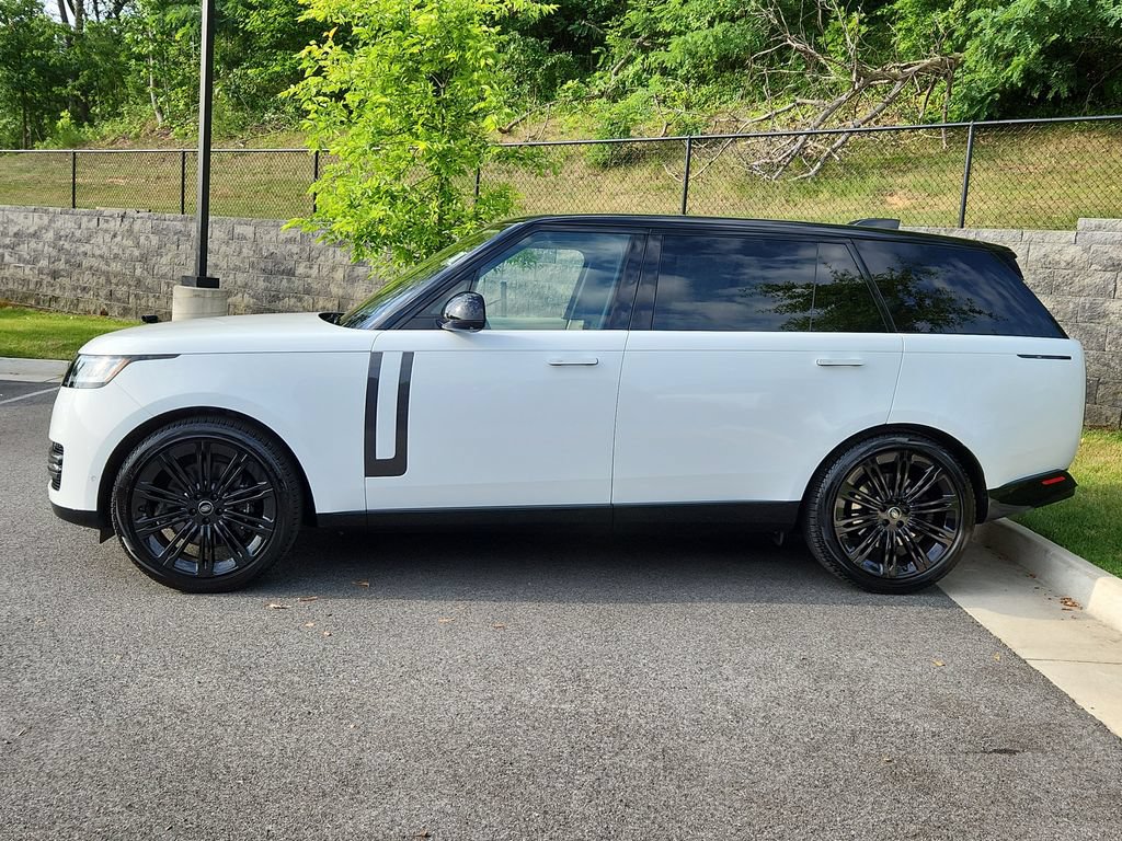 Used 2022 Land Rover Range Rover Long Wheelbase SE AWD/4WD image 6