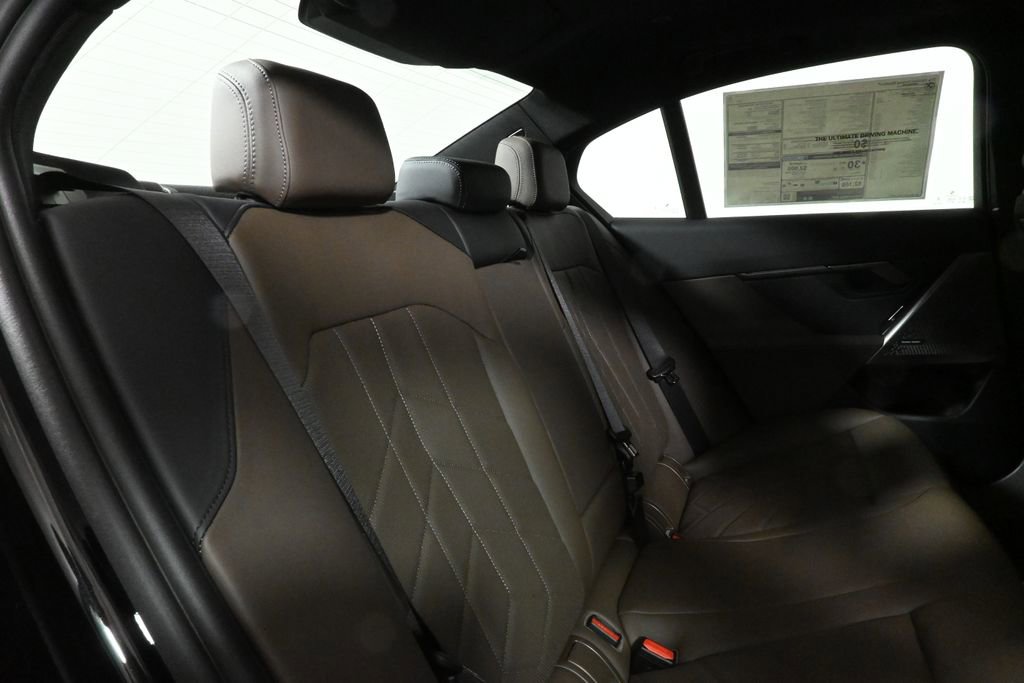 Used 2026 BMW 530i xDrive w/ Premium Package image 37