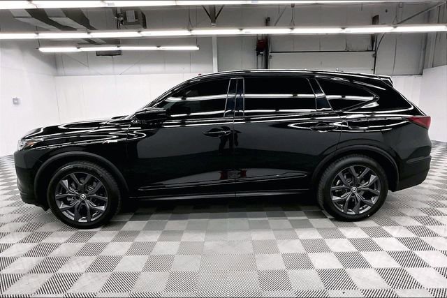 Used 2023 Acura MDX A-Spec image 14