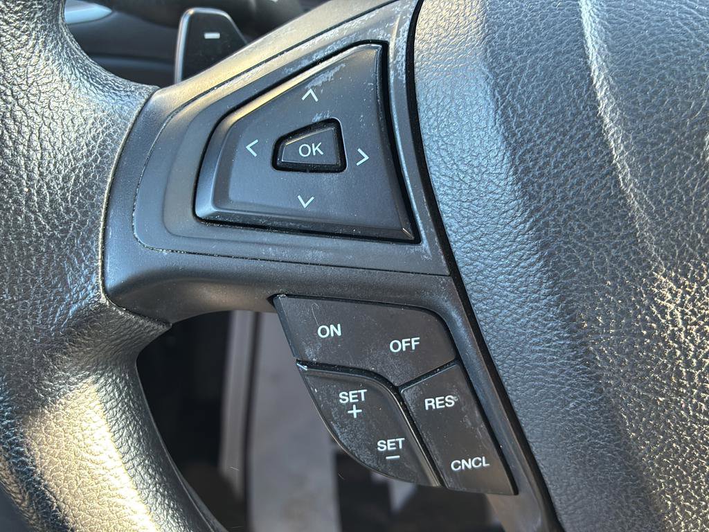 Used 2018 Ford Edge SE image 27