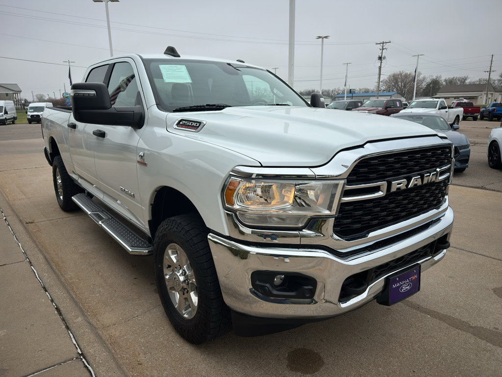 Used 2024 RAM 2500 Big Horn w/ Off Road Package AWD/4WD image 2