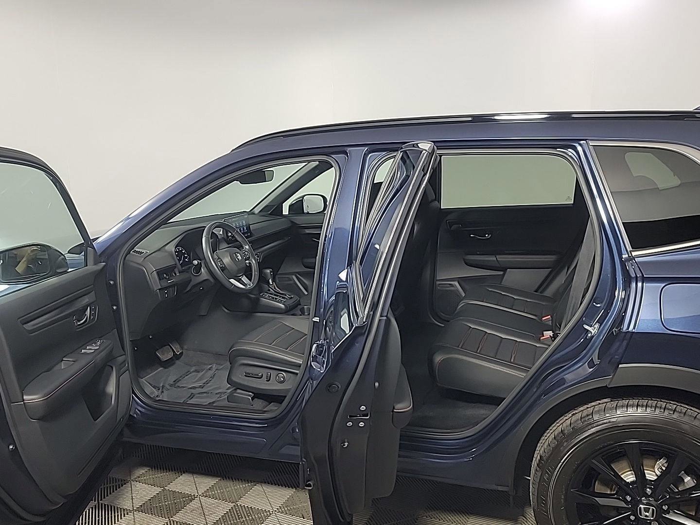 Certified 2025 Honda CR-V Sport-L image 17
