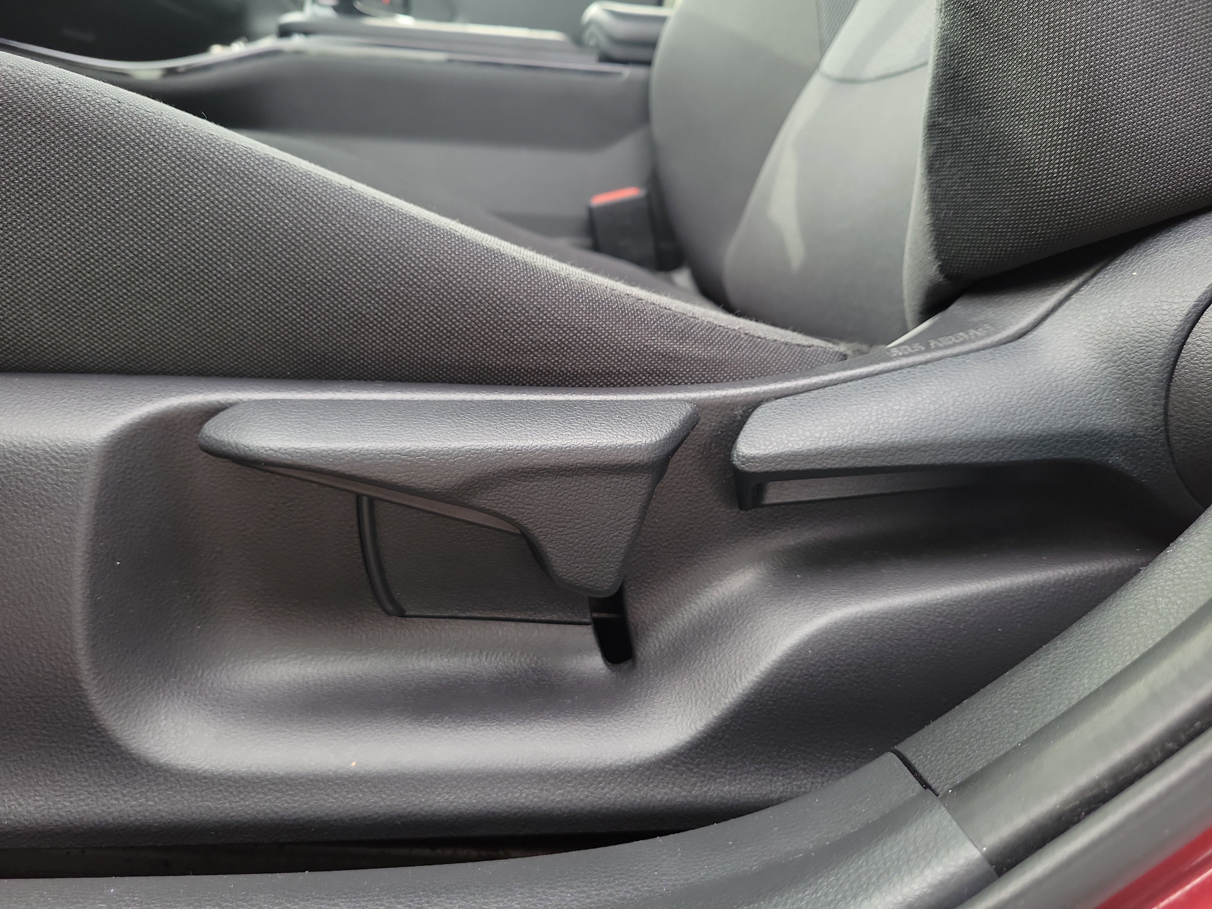 Used 2024 Toyota Prius LE image 15