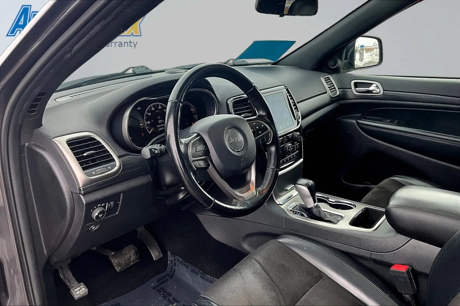Used 2021 Jeep Grand Cherokee Laredo X AWD/4WD image 23
