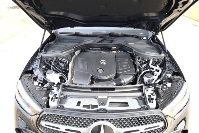 Certified 2026 Mercedes-Benz GLC 300 image 11