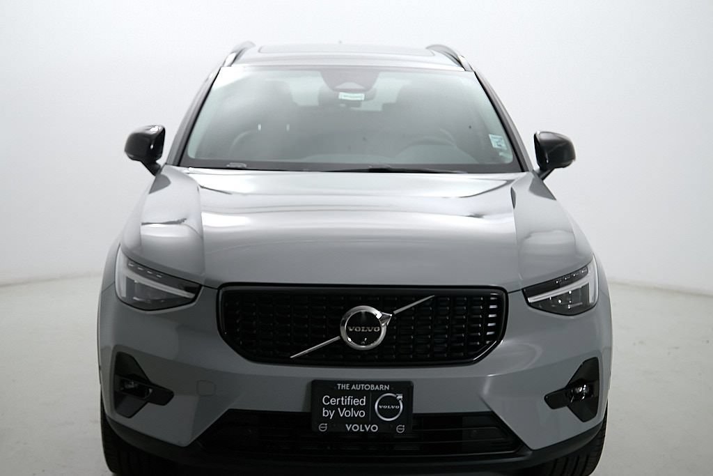 Certified 2024 Volvo XC40 B5 Plus w/ Protection Package Premier AWD/4WD image 5