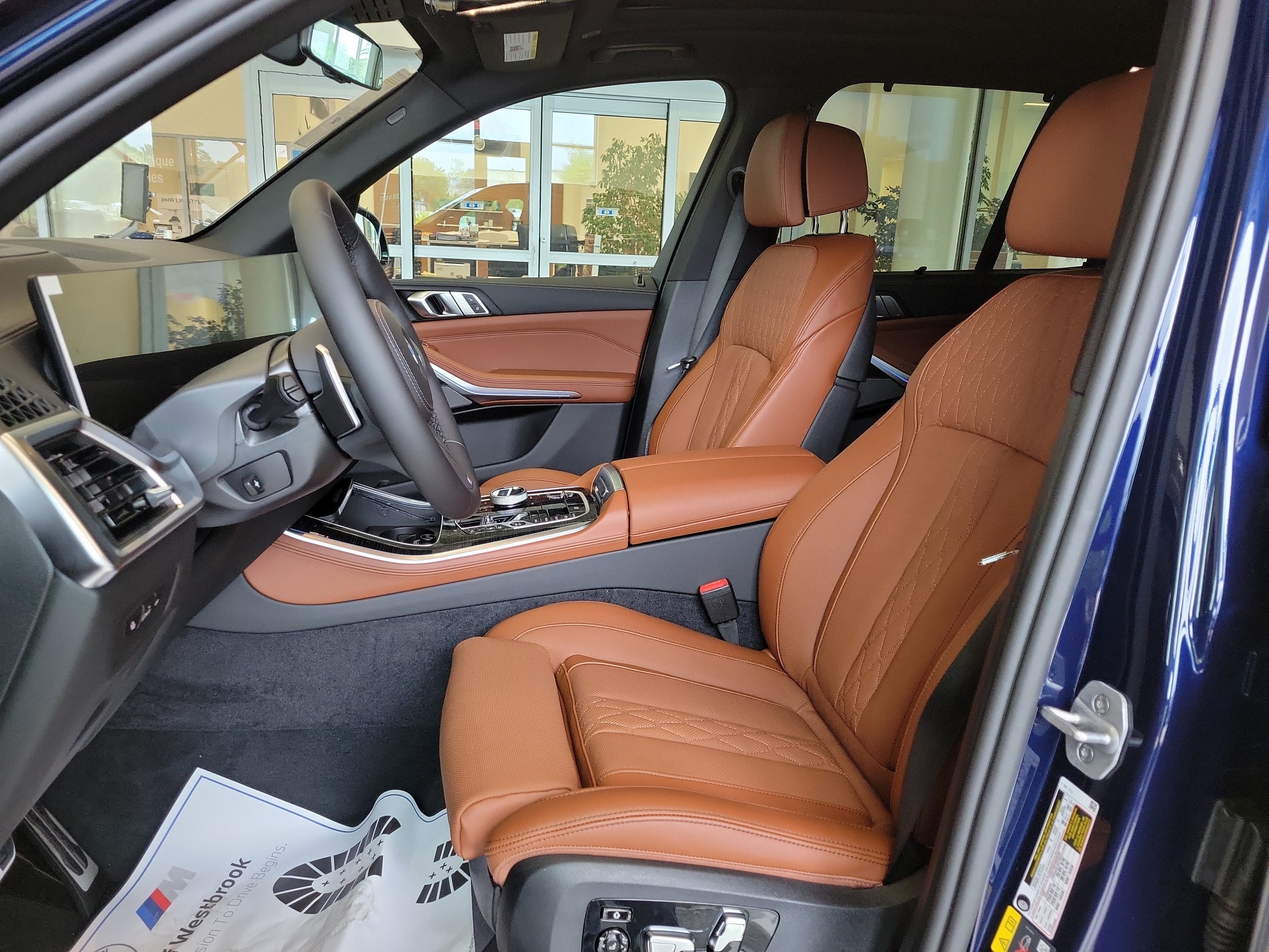 New 2026 BMW X5 xDrive50e w/ Executive Package AWD/4WD image 4