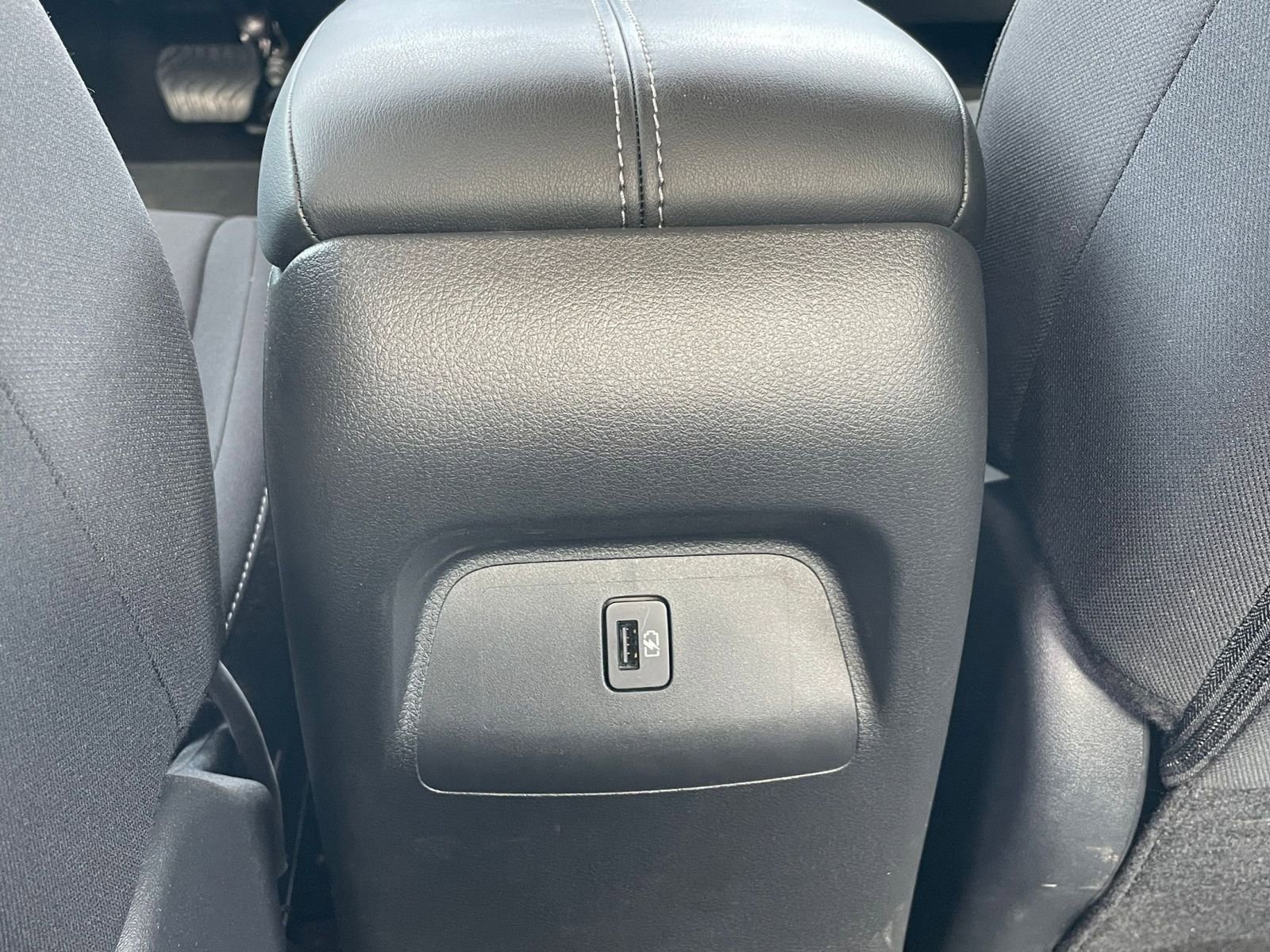 Used 2025 Nissan Sentra SV image 25