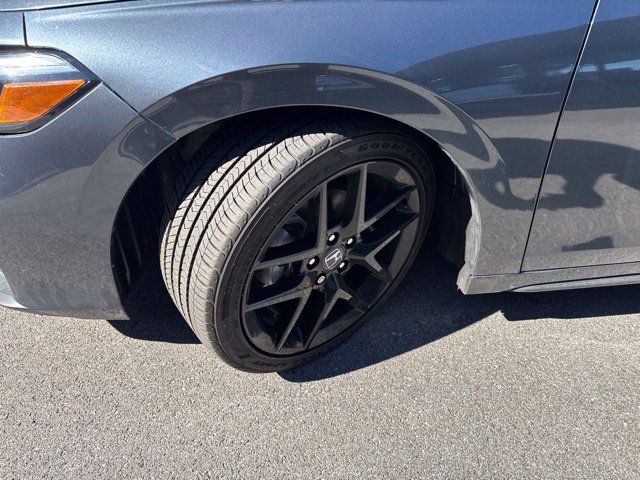 Used 2025 Honda Civic Sport image 4