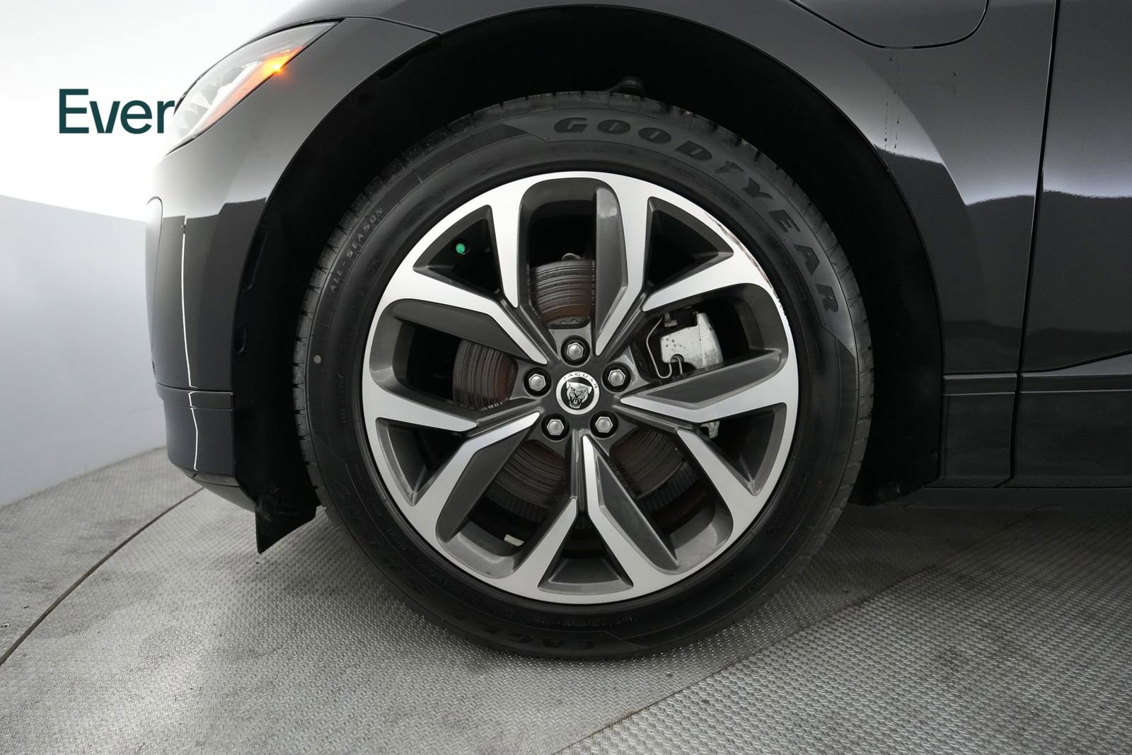 Used 2024 Jaguar I-PACE R-Dynamic HSE AWD/4WD image 19