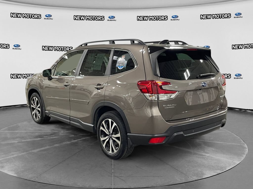 Used 2024 Subaru Forester Limited AWD/4WD image 3