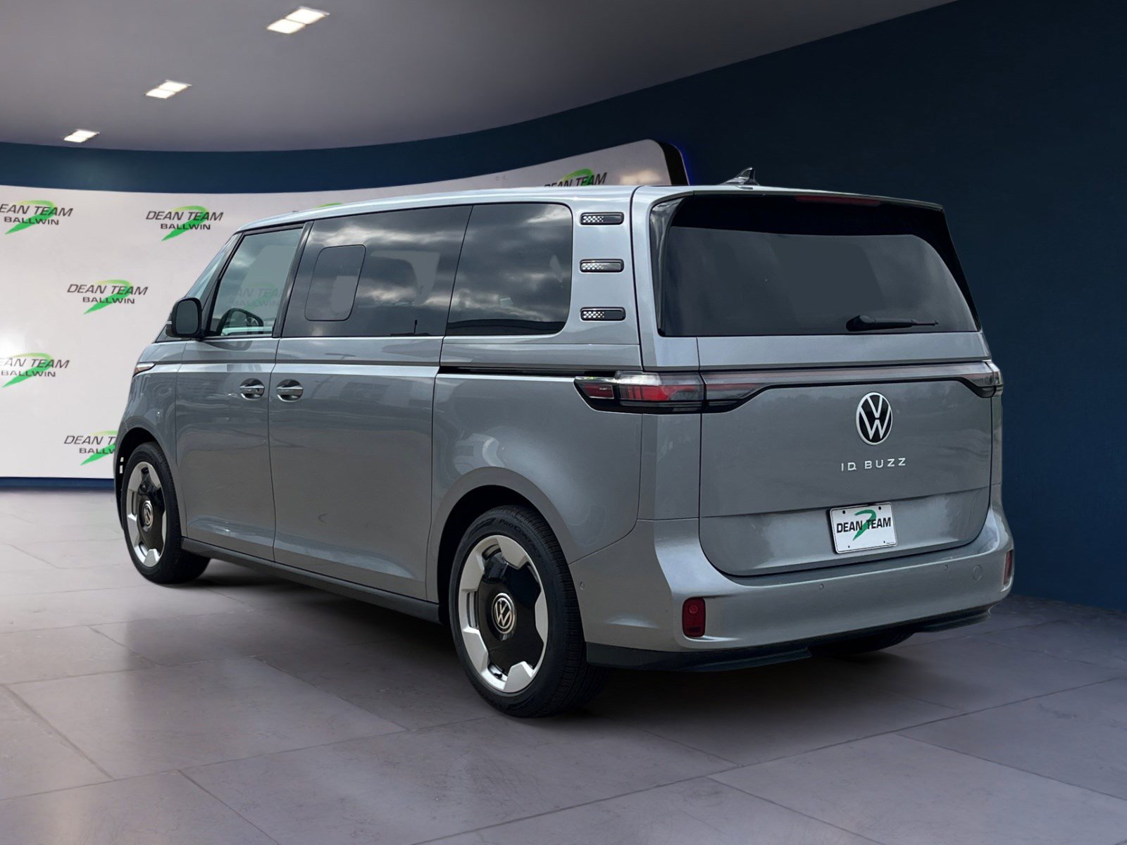 New 2025 Volkswagen ID. Buzz Pro S image 5