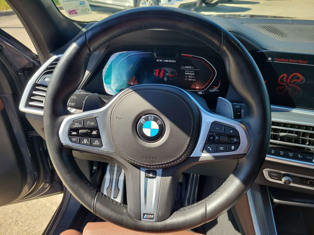 Used 2022 BMW X5 M50i w/ Executive Package image 25