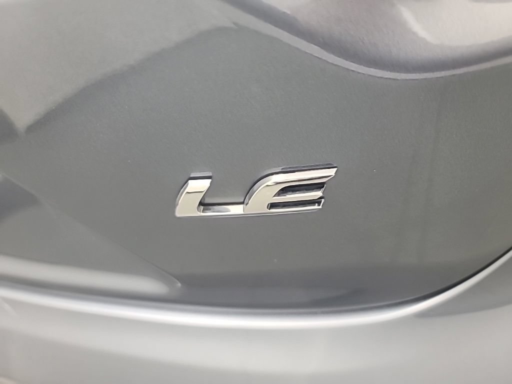 Used 2025 Toyota Corolla LE FWD image 13