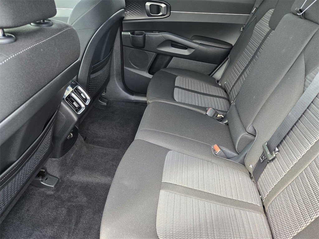 New 2025 Kia Sorento LX image 21
