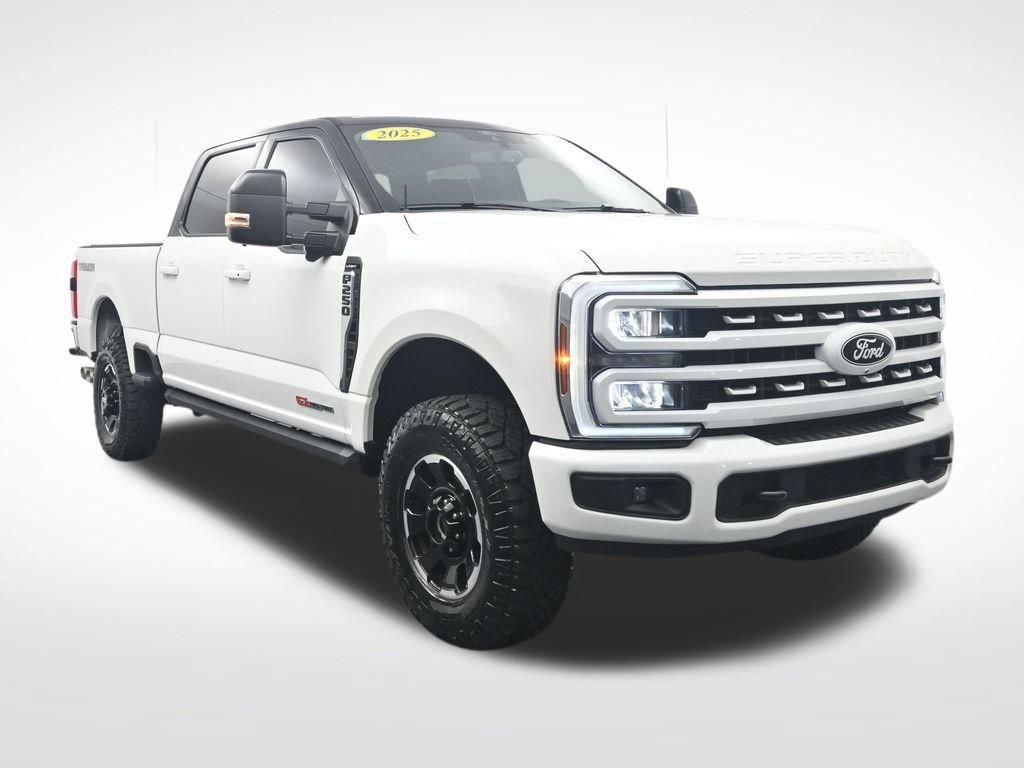 Used 2025 Ford F250 Lariat w/ Tremor Off-Road Package AWD/4WD image 3