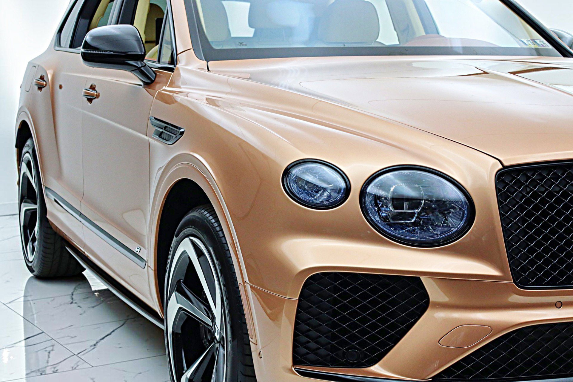Certified 2023 Bentley Bentayga AWD/4WD image 24