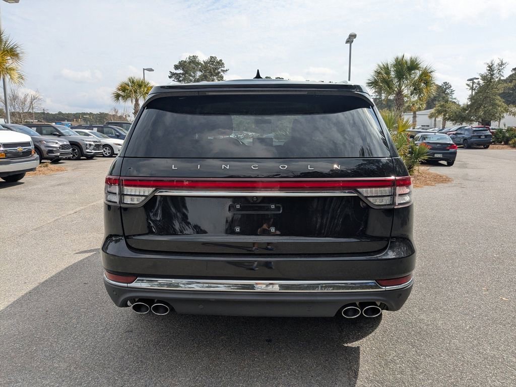 Used 2023 Lincoln Aviator Reserve image 5