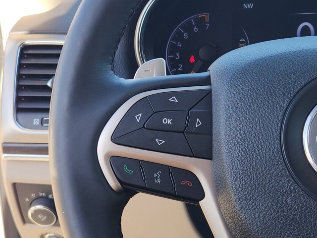 Used 2017 Jeep Grand Cherokee Limited image 29