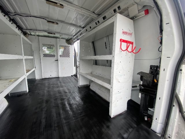 Used 2023 Chevrolet Express 2500 RWD image 8
