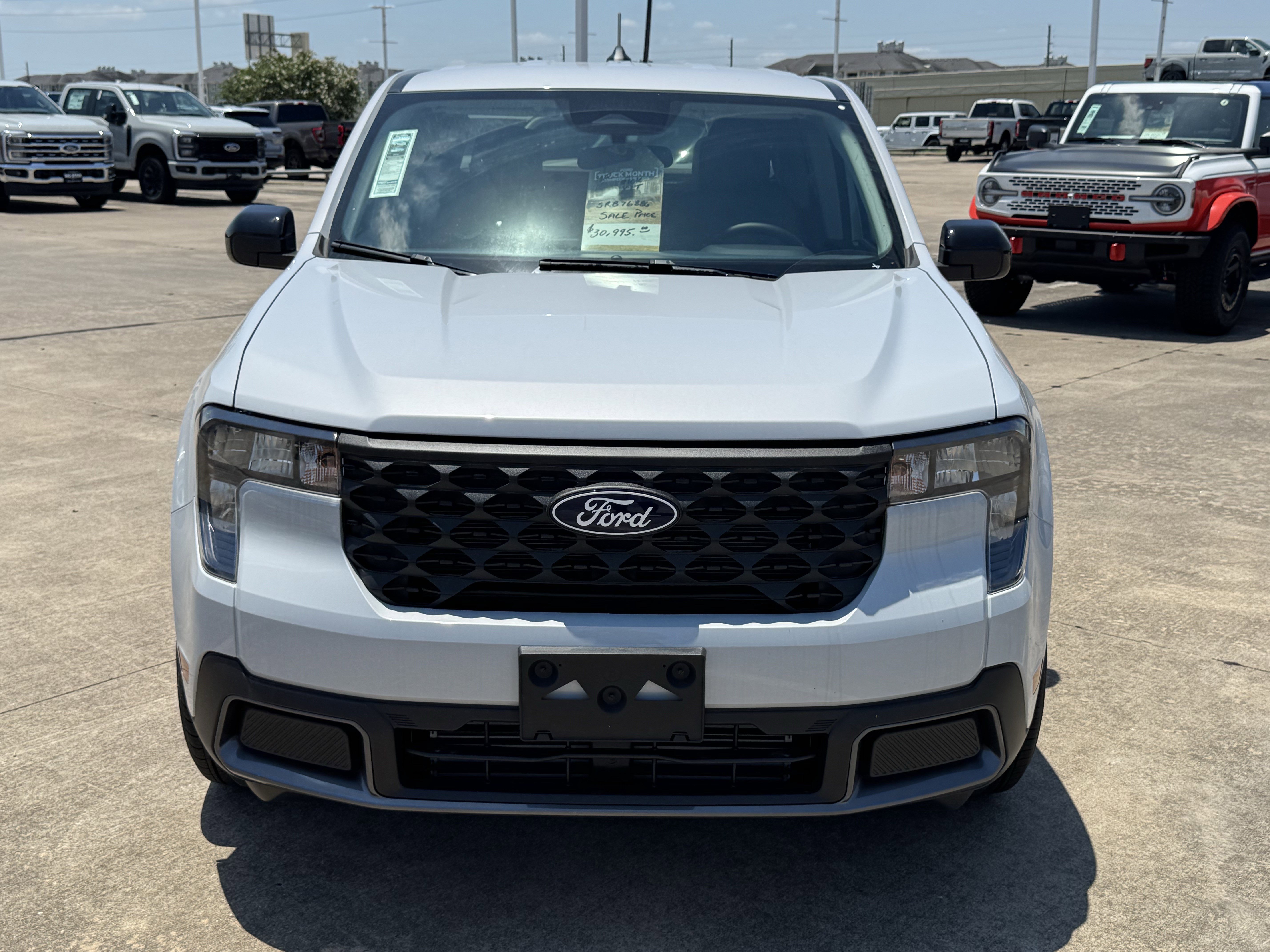 New 2025 Ford Maverick XLT w/ XLT Luxury Package AWD/4WD image 3