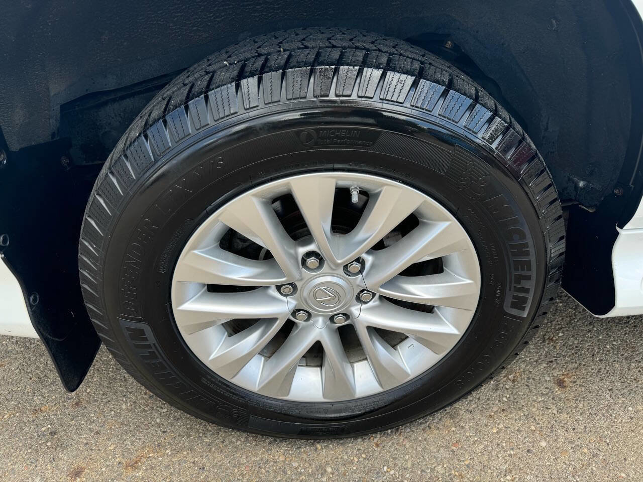 Used 2014 Lexus GX 460 image 9