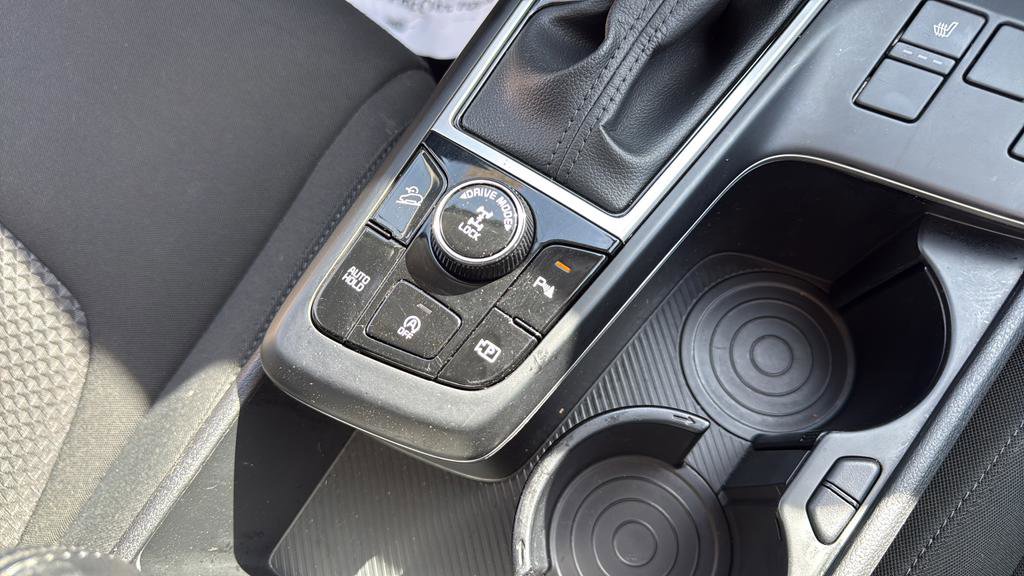 Used 2023 Kia Sportage LX image 28