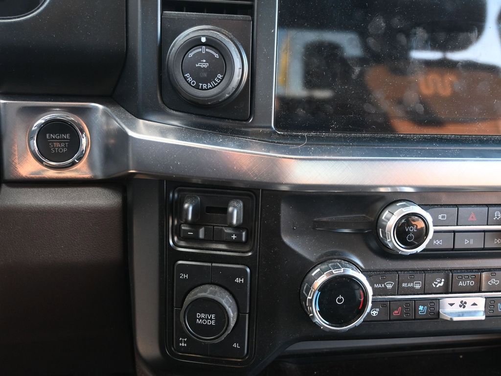 Used 2025 Ford F350 King Ranch w/ Chrome Package image 40