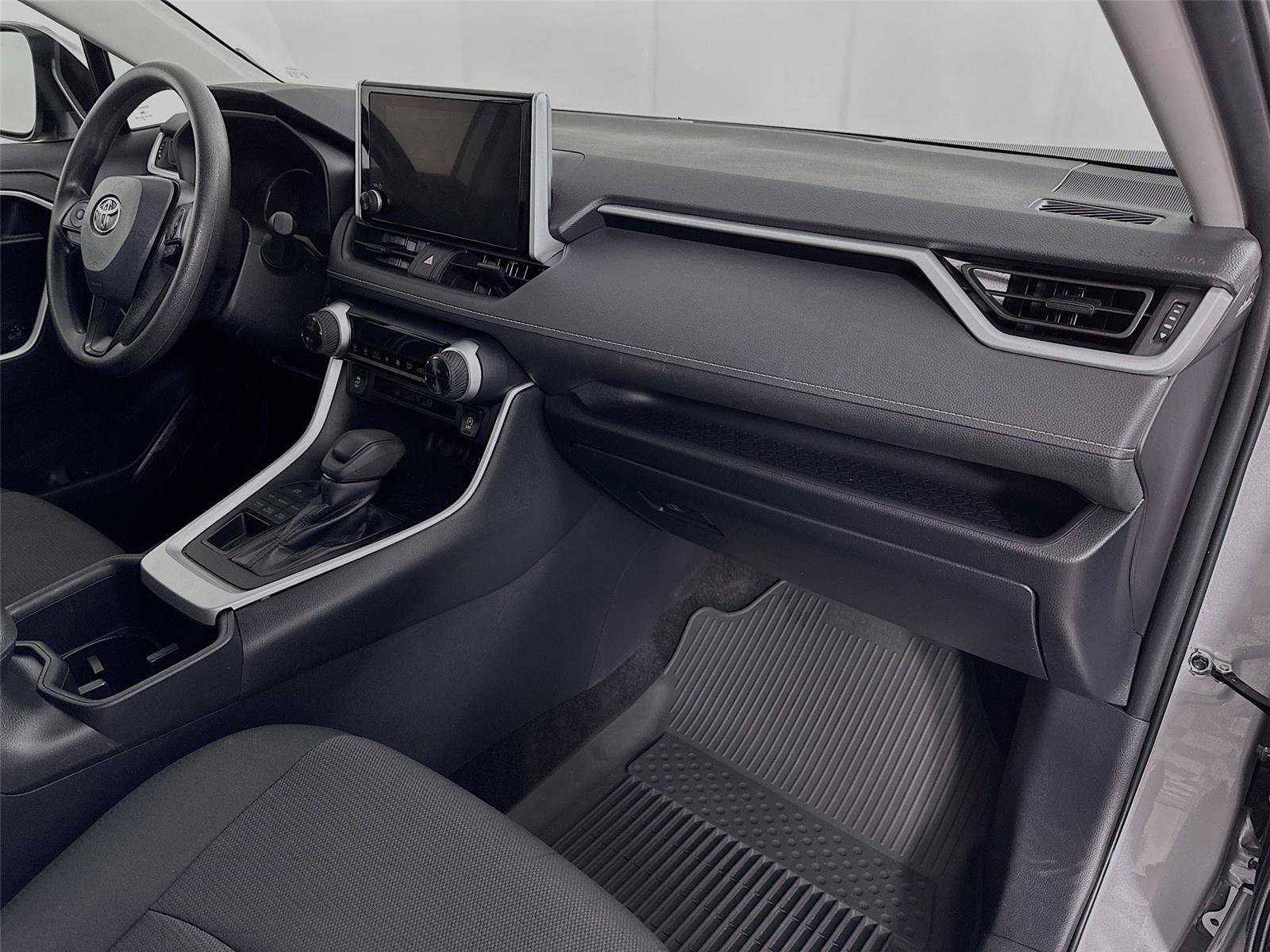 Certified 2025 Toyota RAV4 XLE image 26